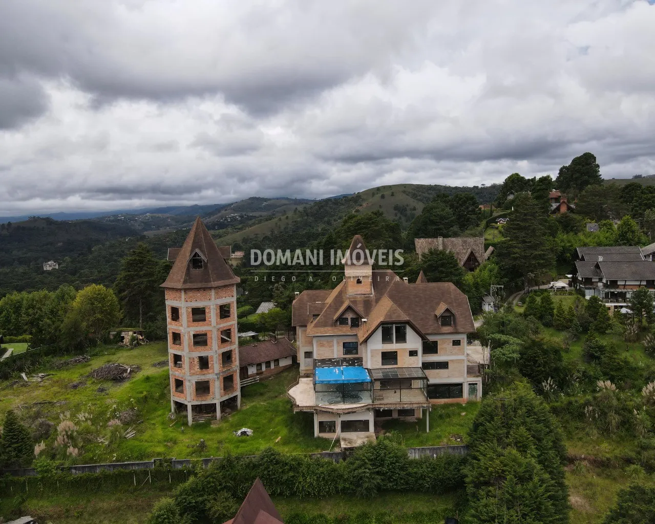 Pousada à venda de 2.380 m² em Campos do Jordão, SP, Brasil