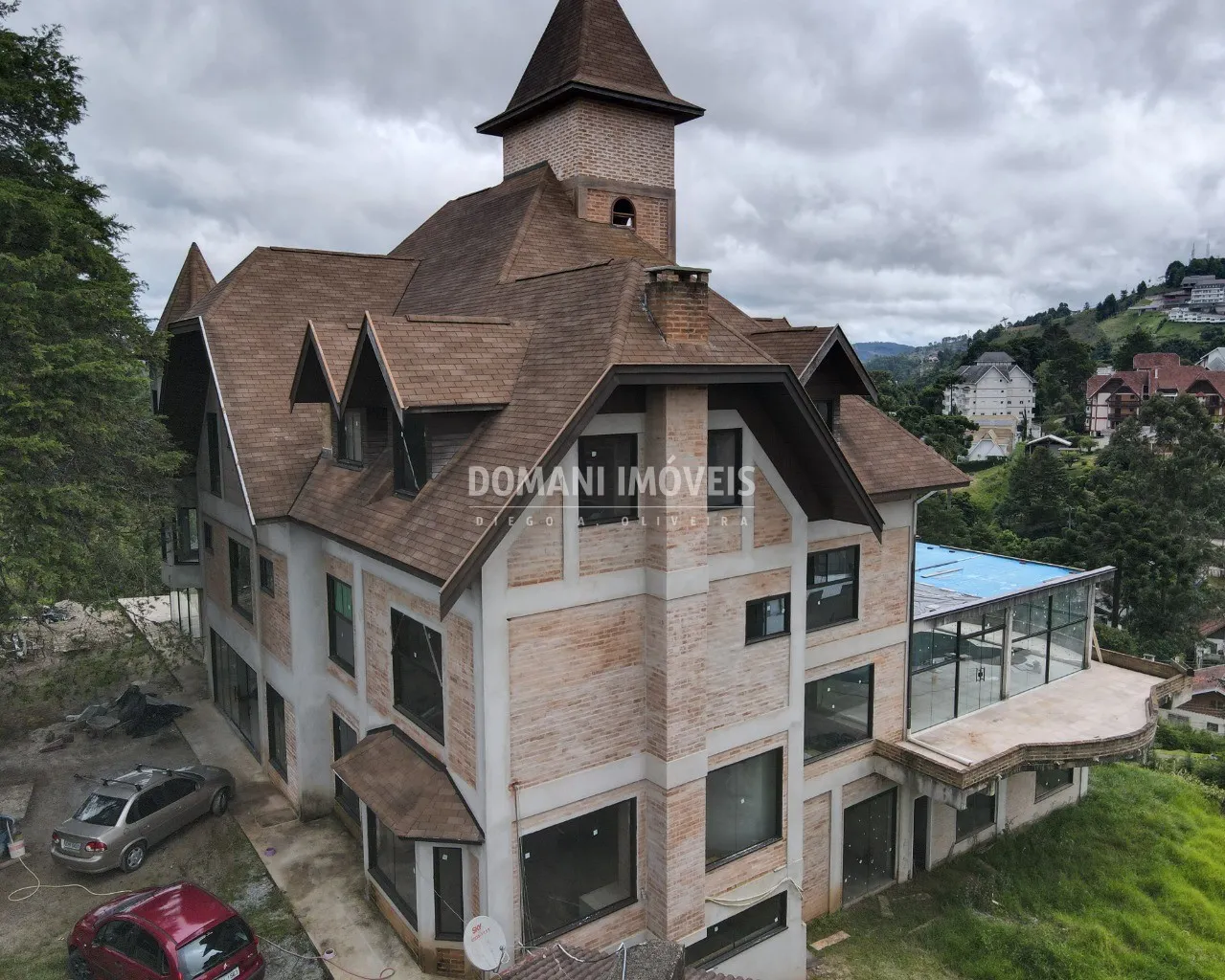 Pousada à venda de 2.380 m² em Campos do Jordão, SP, Brasil