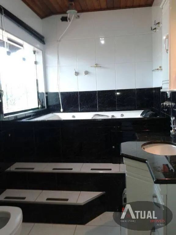 Casa à venda de 500 m² em Atibaia, SP, Brasil