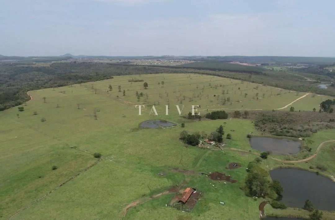 Fazenda à venda de 712 ha em Botucatu, SP, Brasil
