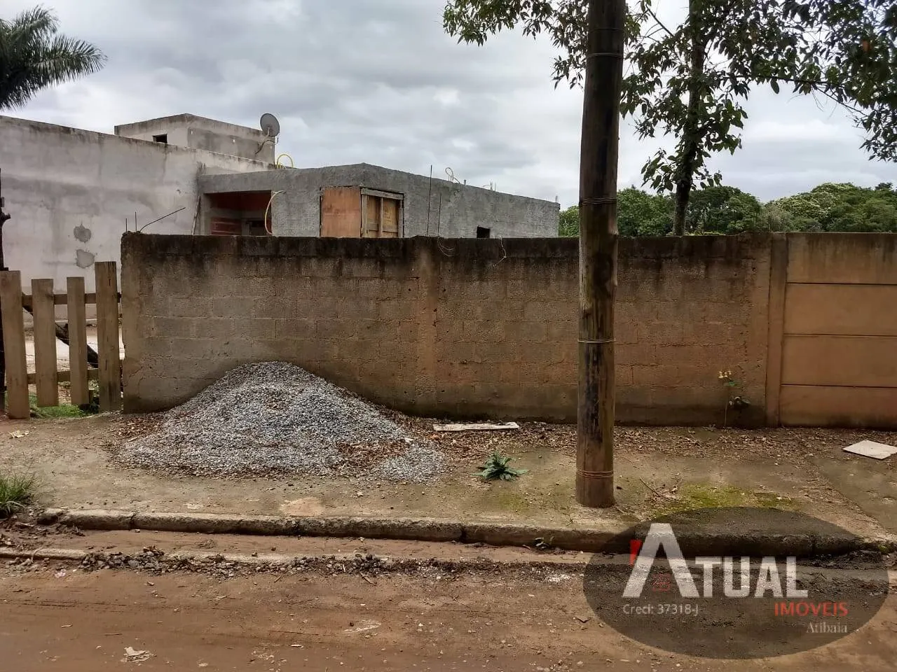 Terreno à venda de 200 m² em Atibaia, SP, Brasil