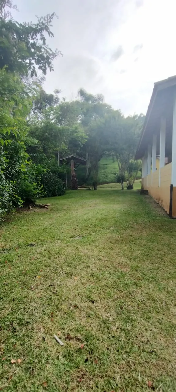 Country home for sale and to rent of 3 acres in Jambeiro, SP, Brazil