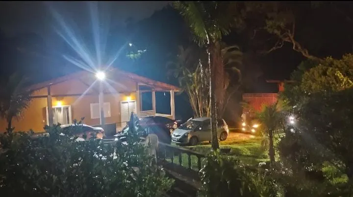 Country home for sale and to rent of 3 acres in Jambeiro, SP, Brazil