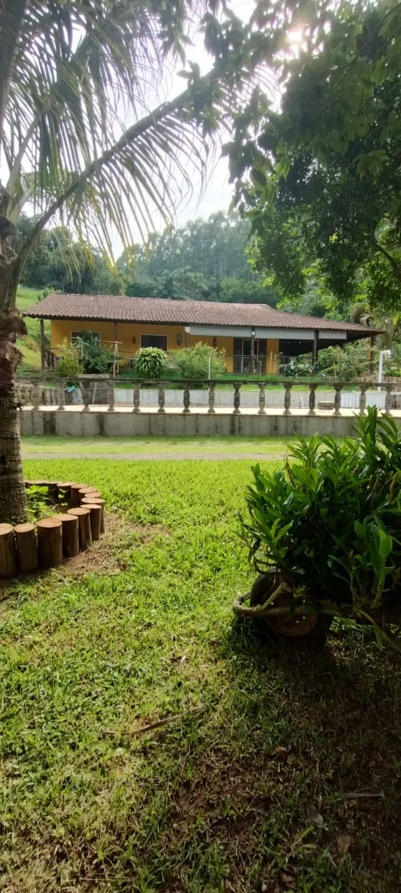 Country home for sale and to rent of 3 acres in Jambeiro, SP, Brazil
