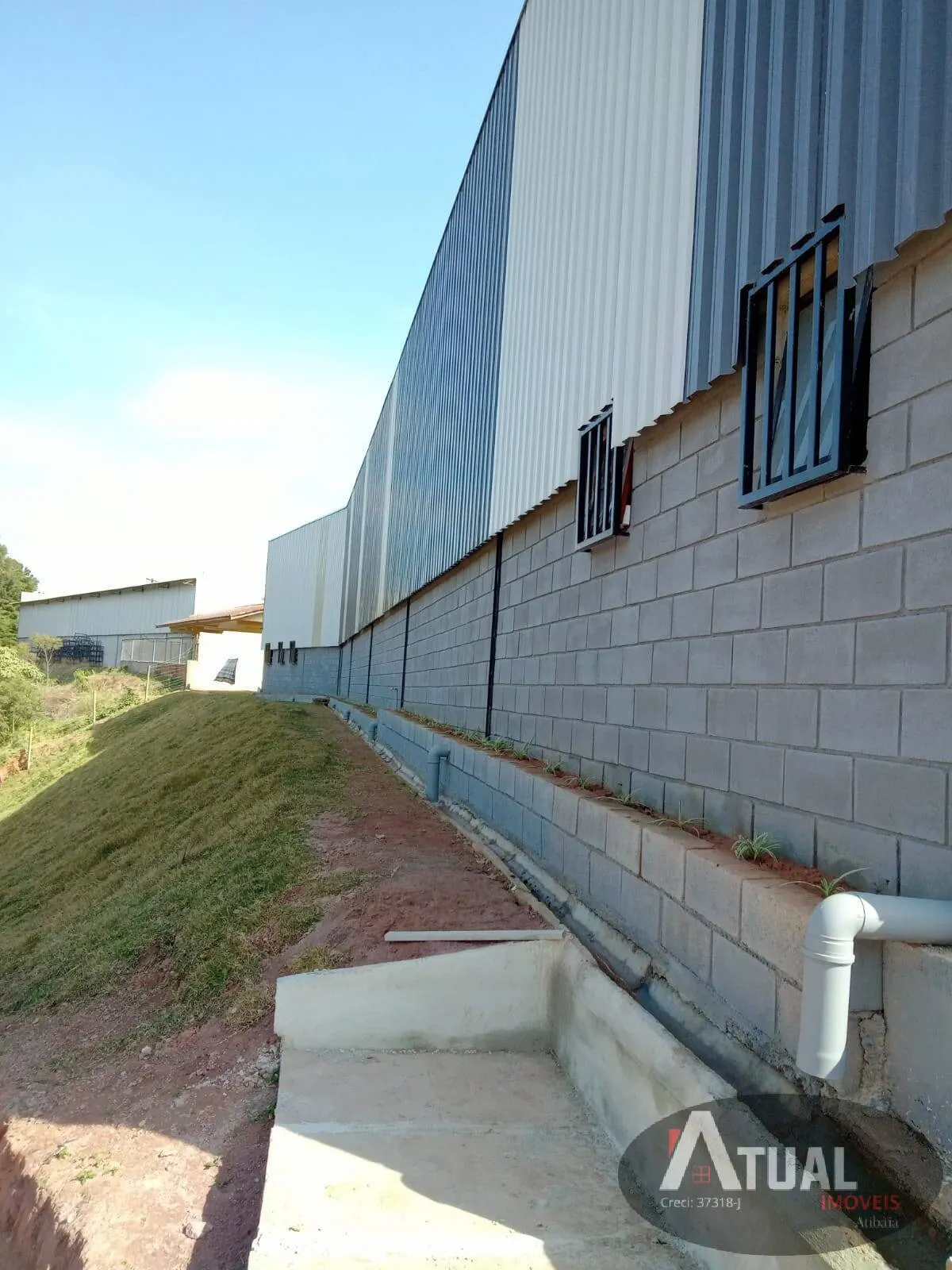 Comercial à venda de 2.083 m² em Mairiporã, SP, Brasil