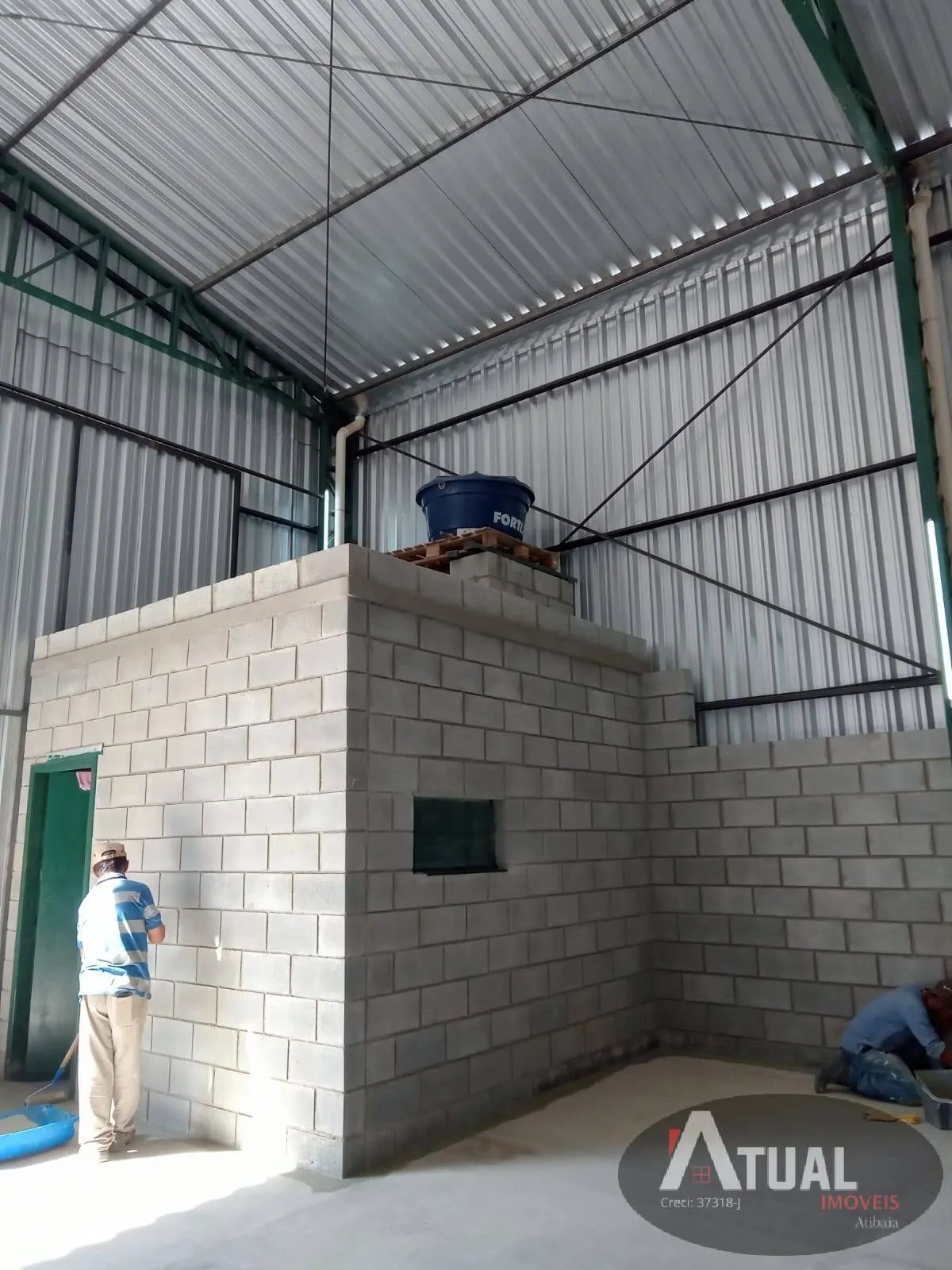 Comercial à venda de 2.083 m² em Mairiporã, SP, Brasil