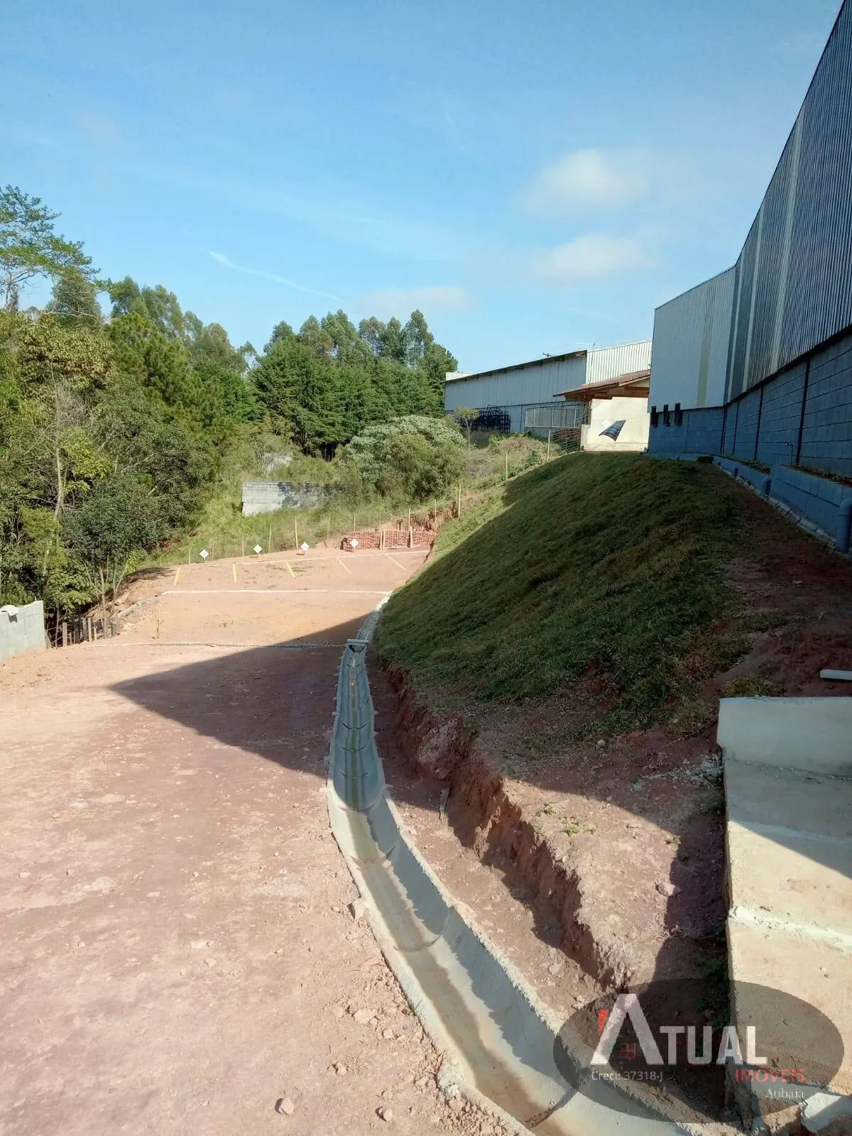 Comercial à venda de 2.083 m² em Mairiporã, SP, Brasil