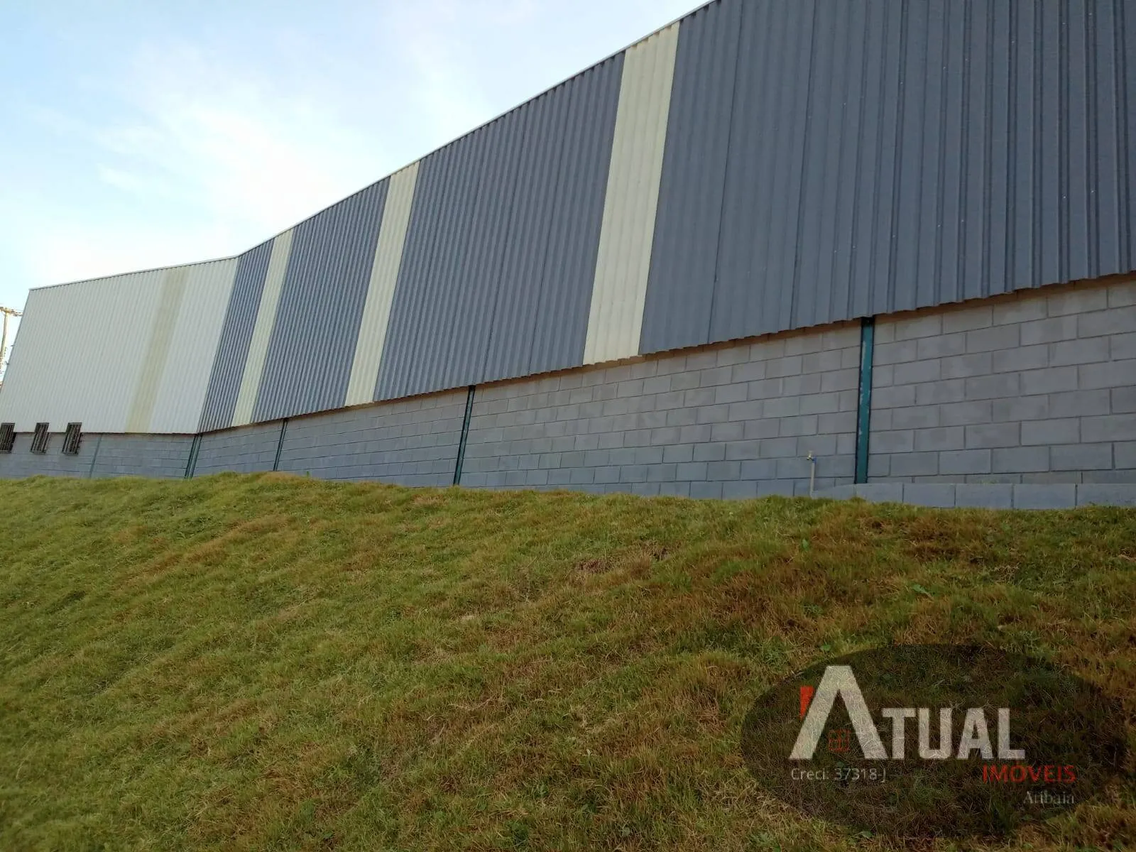 Comercial à venda de 2.083 m² em Mairiporã, SP, Brasil