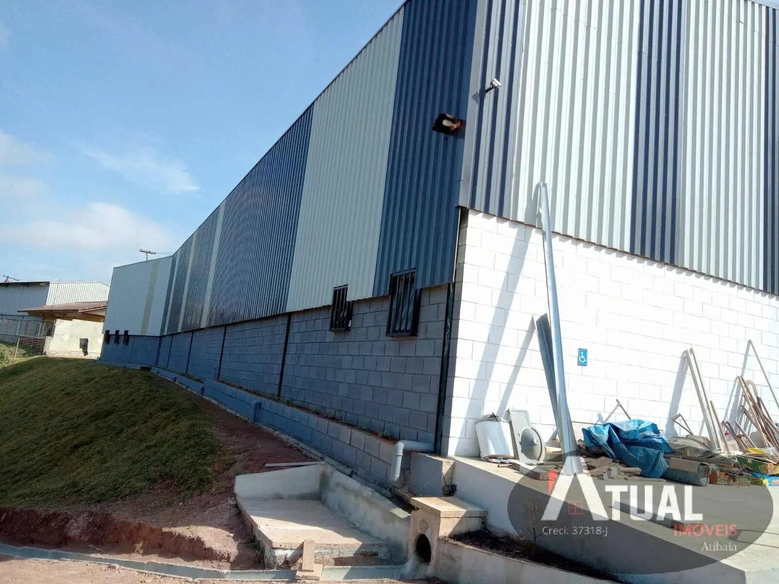 Comercial à venda de 2.083 m² em Mairiporã, SP, Brasil