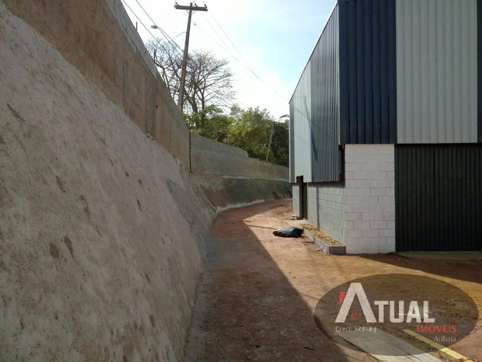 Comercial à venda de 2.083 m² em Mairiporã, SP, Brasil
