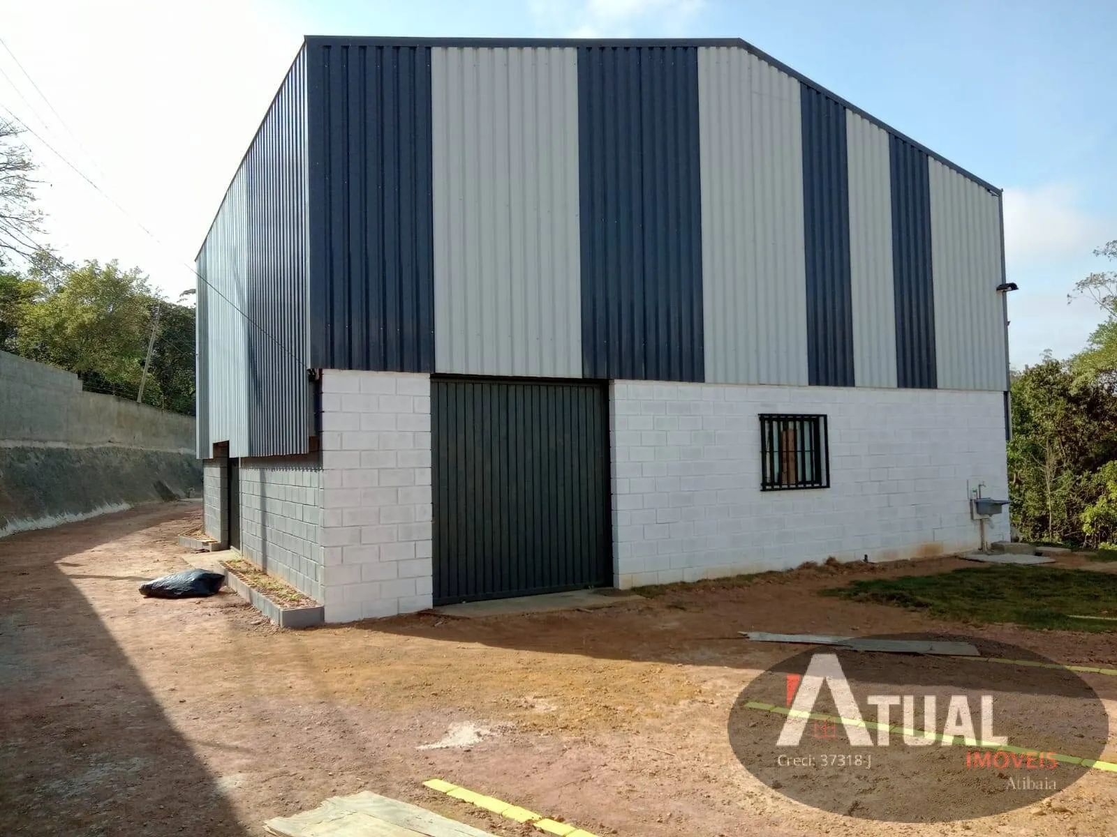 Comercial à venda de 2.083 m² em Mairiporã, SP, Brasil