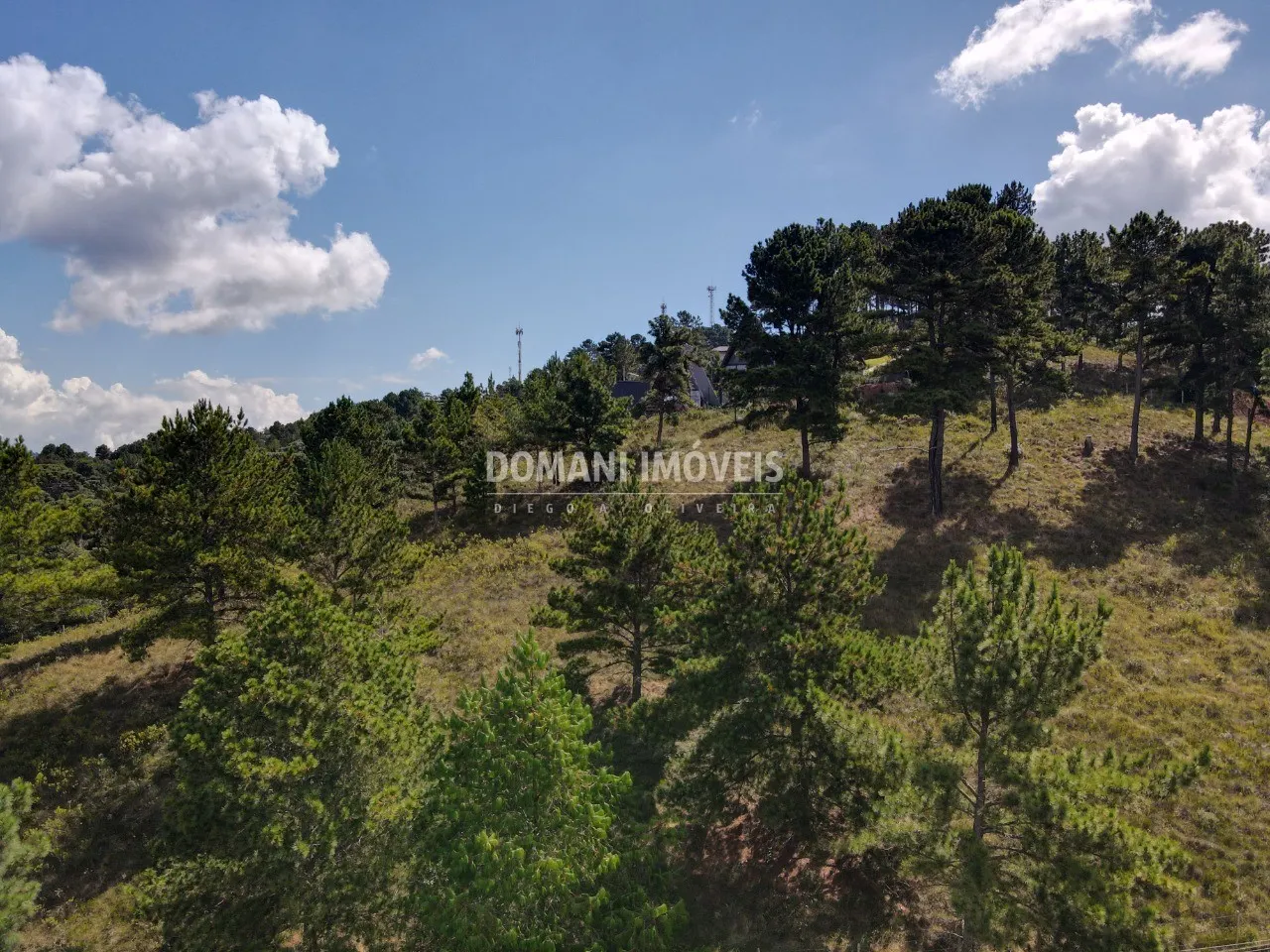Terreno à venda de 1.460 m² em Campos do Jordão, SP, Brasil
