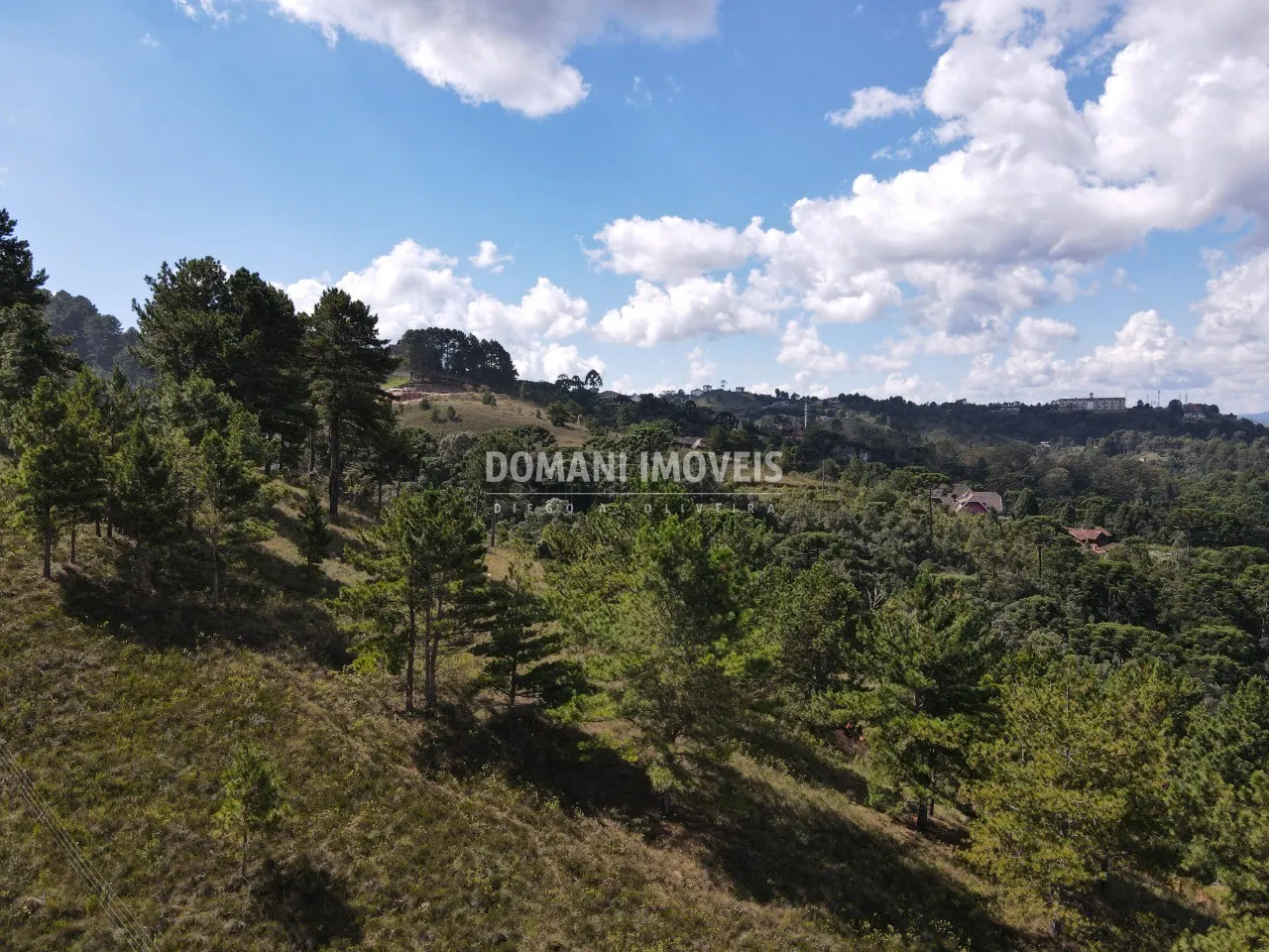 Terreno à venda de 1.460 m² em Campos do Jordão, SP, Brasil