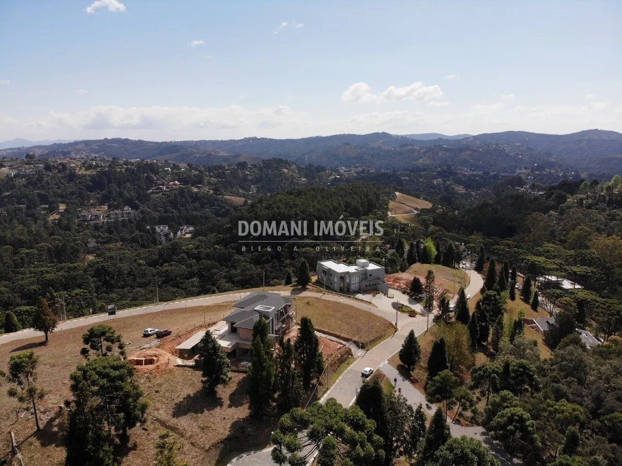 Terreno à venda de 1.700 m² em Campos do Jordão, SP, Brasil