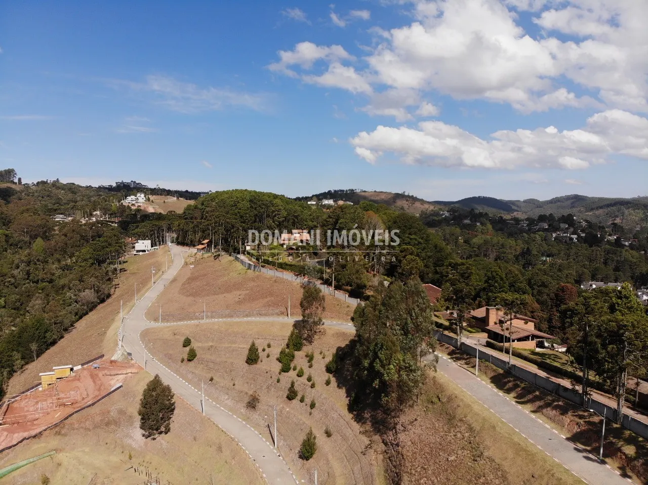Terreno à venda de 1.700 m² em Campos do Jordão, SP, Brasil