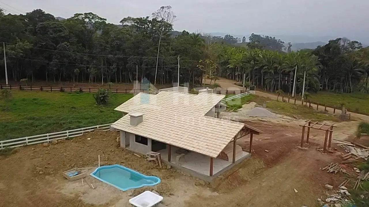 Chácara à venda de 2.490 m² em Canelinha, SC, Brasil