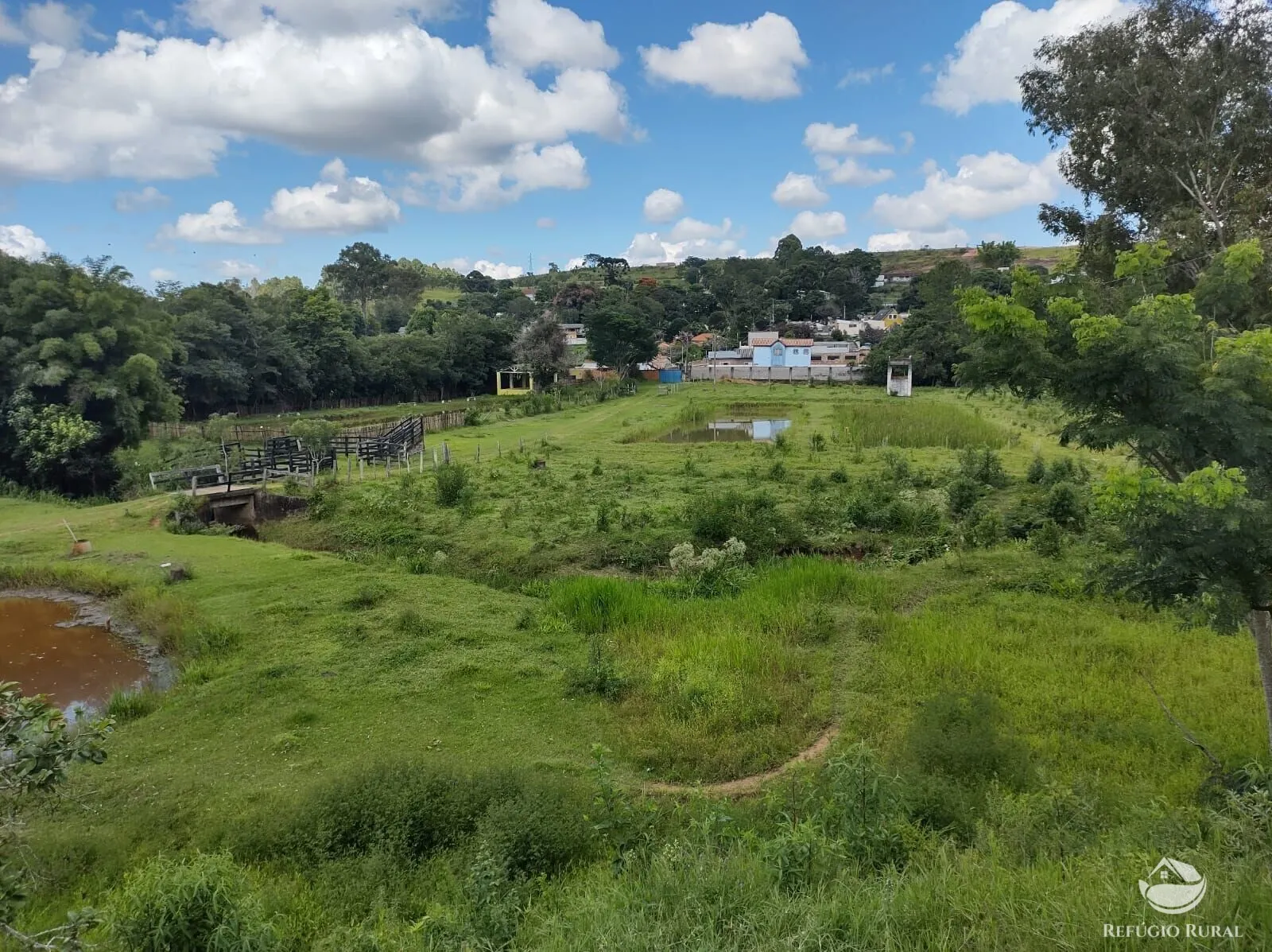 Sítio à venda de 53 ha em Caxambu, MG, Brasil