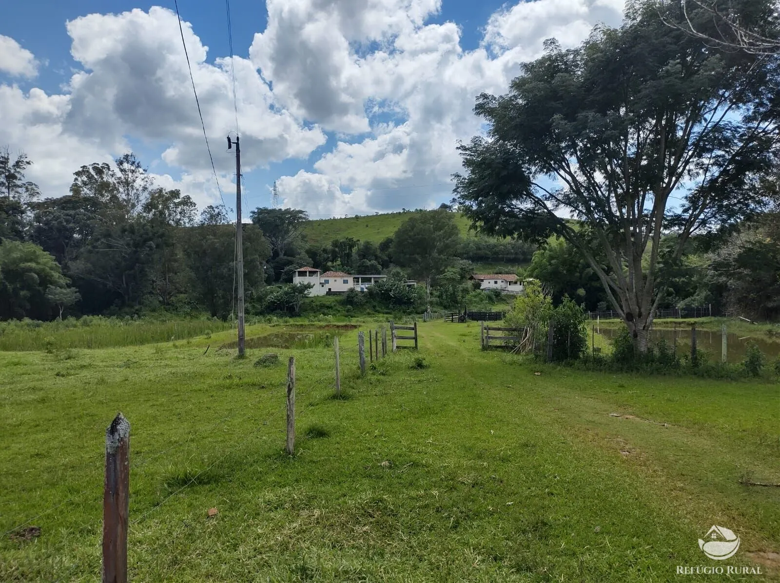 Sítio à venda de 53 ha em Caxambu, MG, Brasil