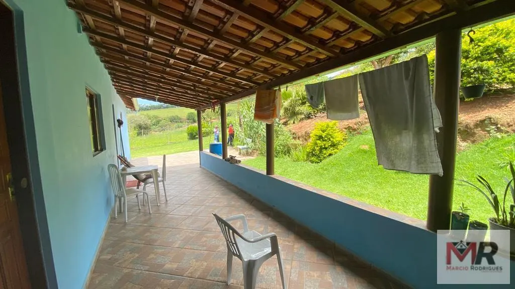Chácara à venda de 3.000 m² em Cambuí, MG, Brasil
