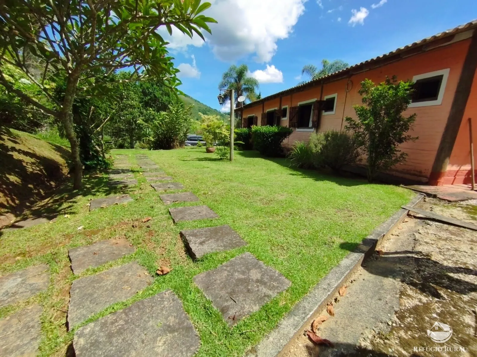 Small farm for sale of 6 acres in São José dos Campos, SP, Brazil