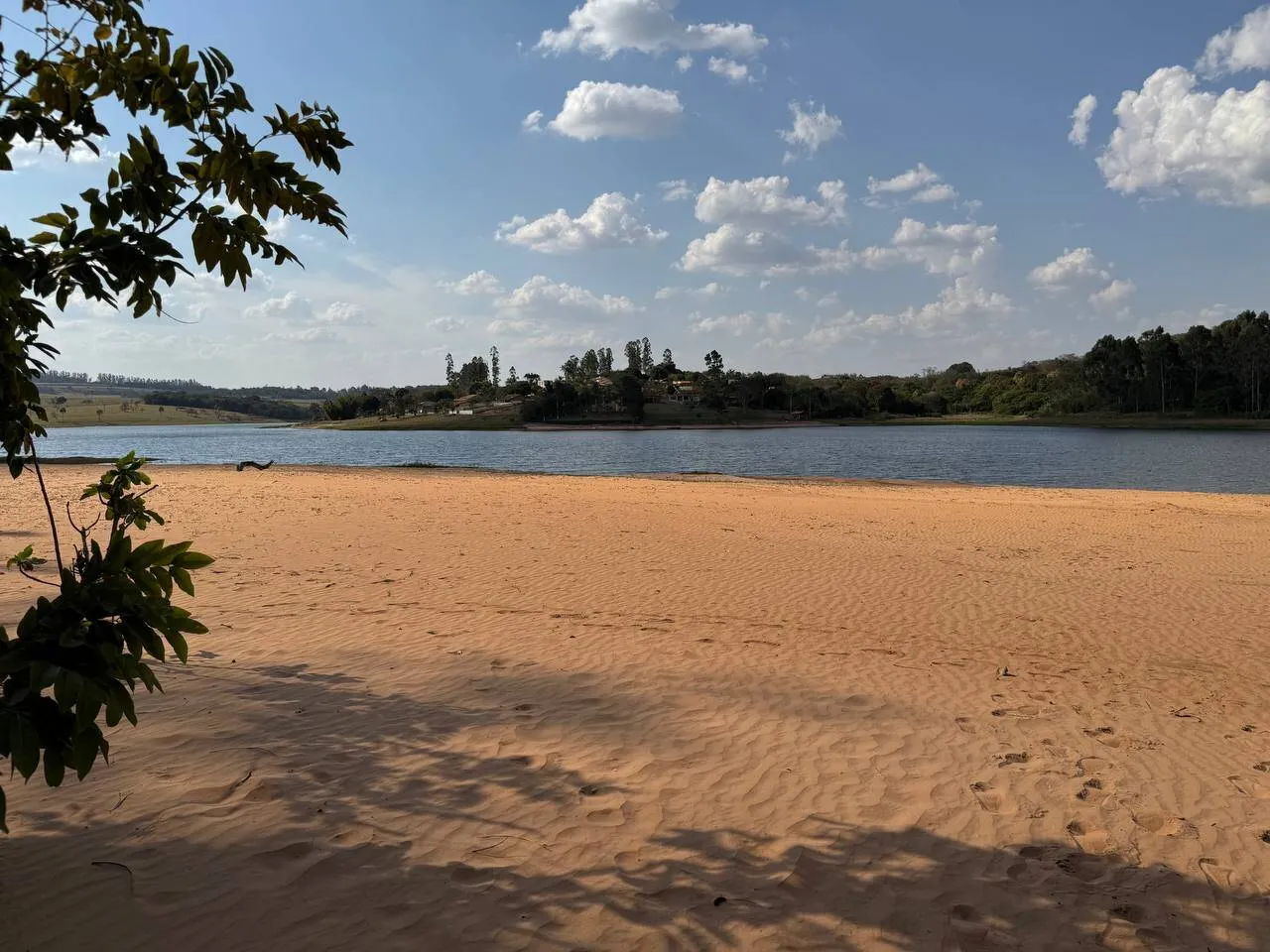 Country home for sale of 1 acres in Piraju, SP, Brazil