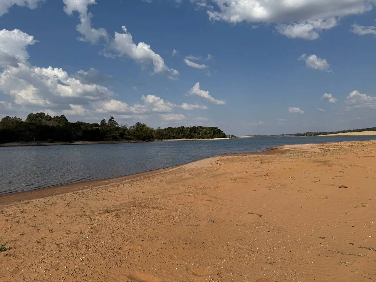 Country home for sale of 1 acres in Piraju, SP, Brazil
