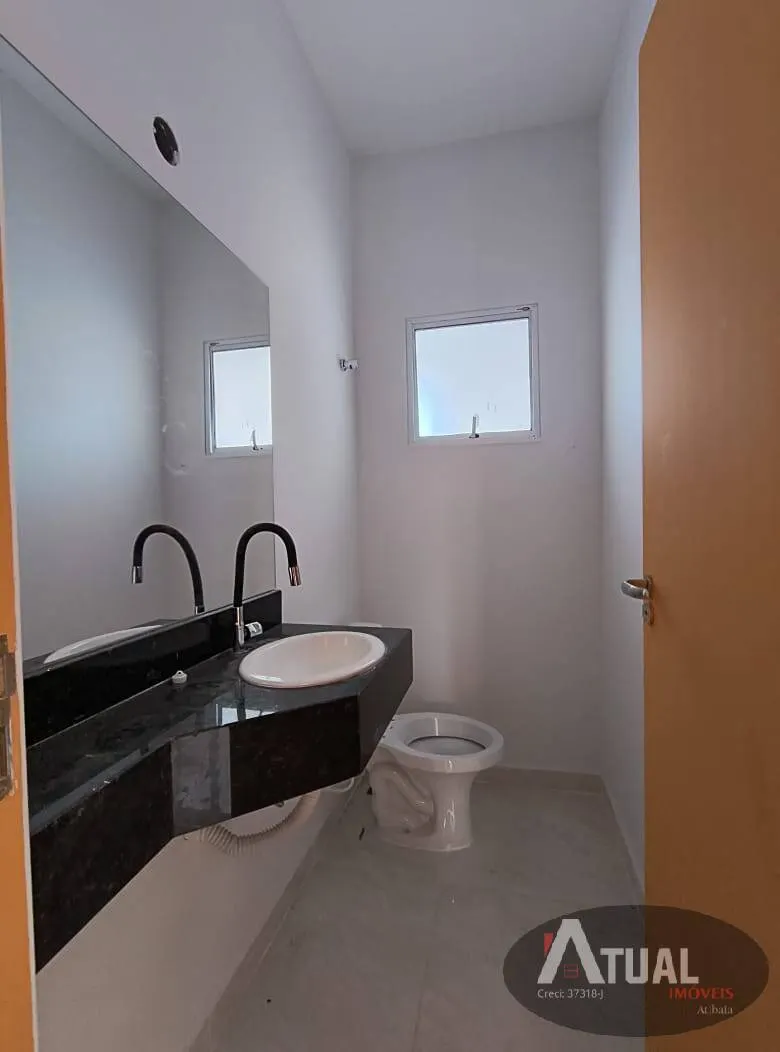 Casa à venda de 198 m² em Atibaia, SP, Brasil