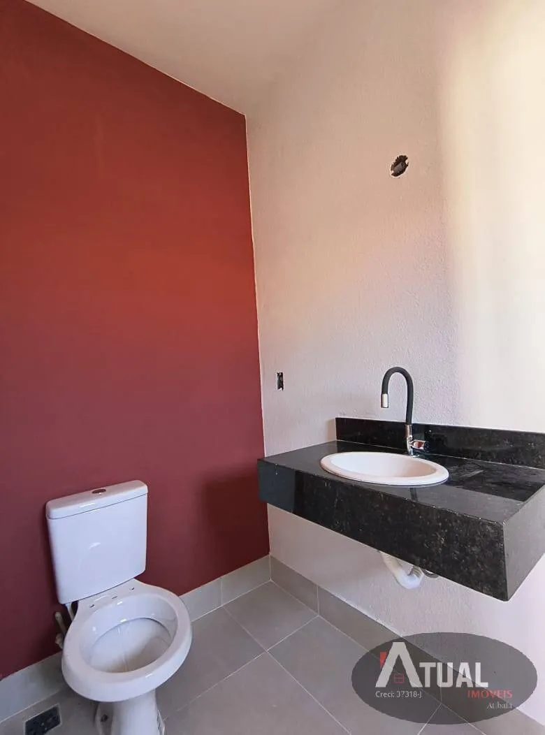 Casa à venda de 198 m² em Atibaia, SP, Brasil