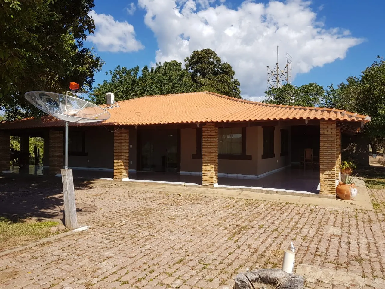 Fazenda à venda de 1.952 ha em Poconé, MT, Brasil