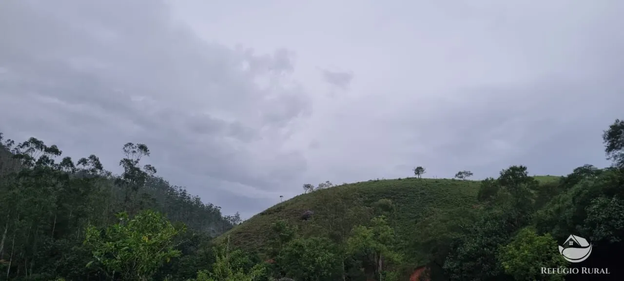 Sítio à venda de 4 ha em São José dos Campos, SP, Brasil