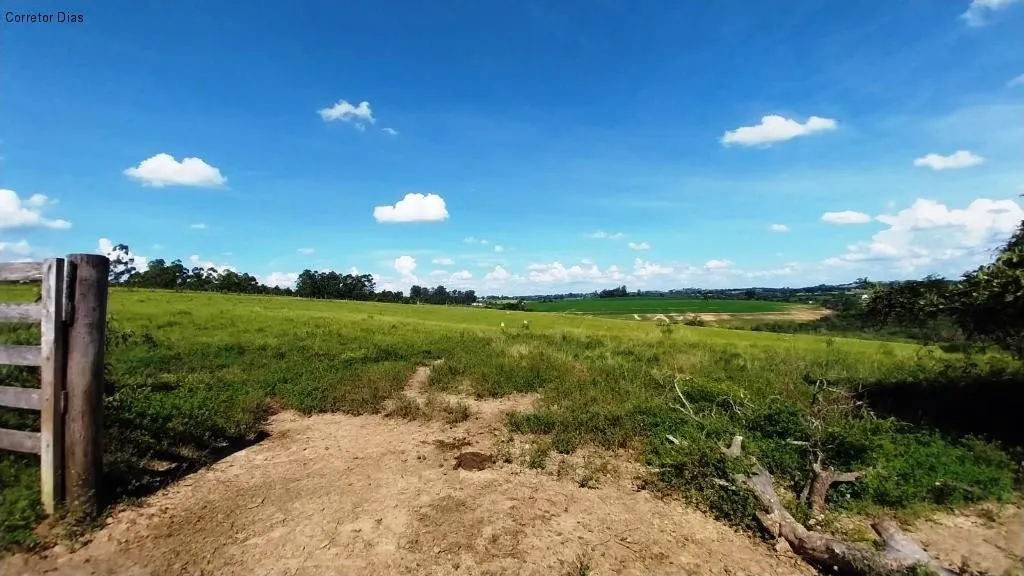 Small farm for sale of 40 acres in Araçoiaba da Serra, SP, Brazil