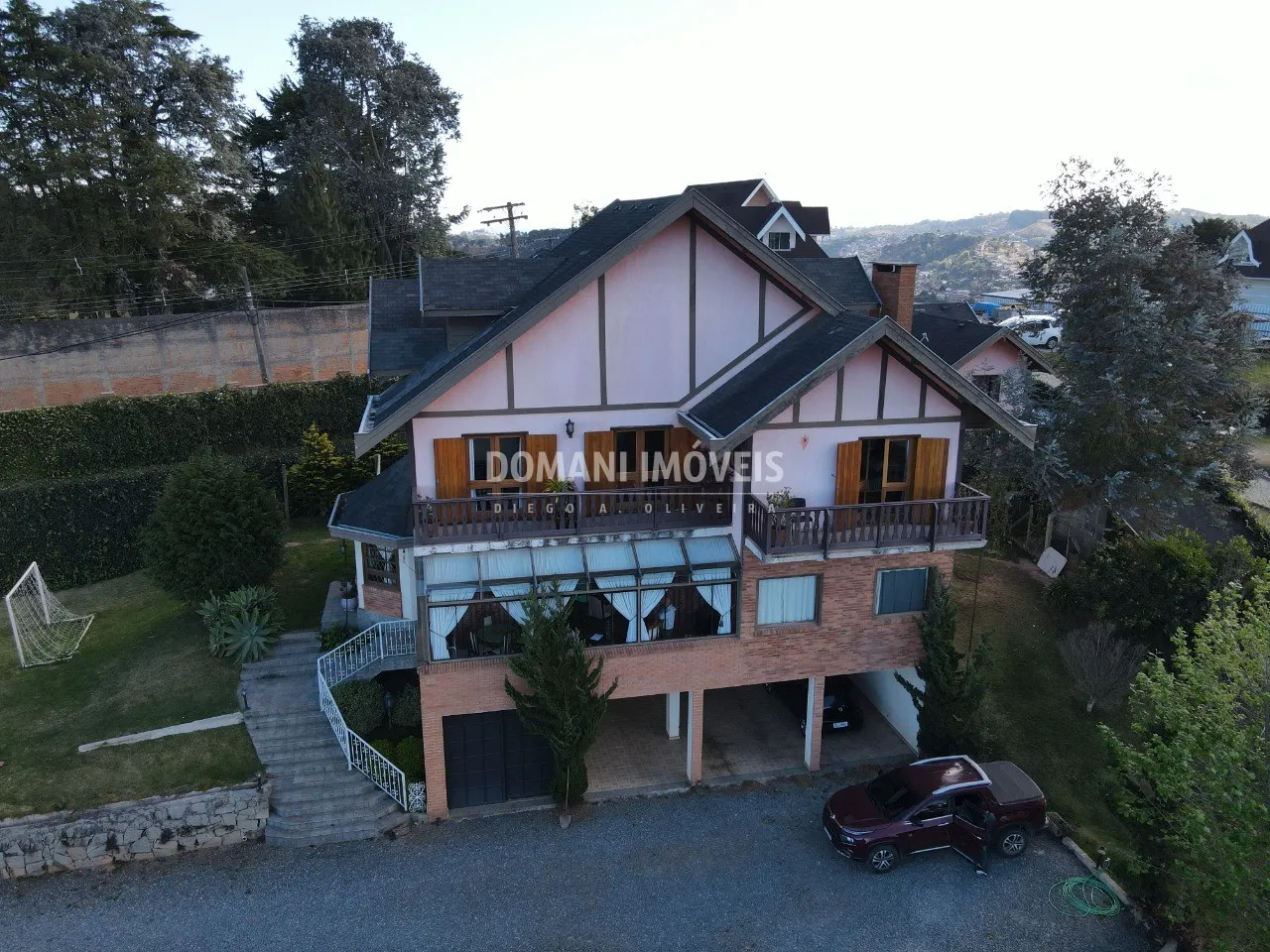 House for sale of 1,510 m² in Campos do Jordão, SP, Brazil