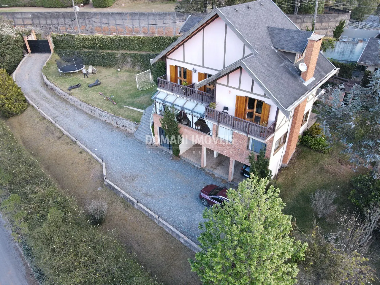 House for sale of 1,510 m² in Campos do Jordão, SP, Brazil
