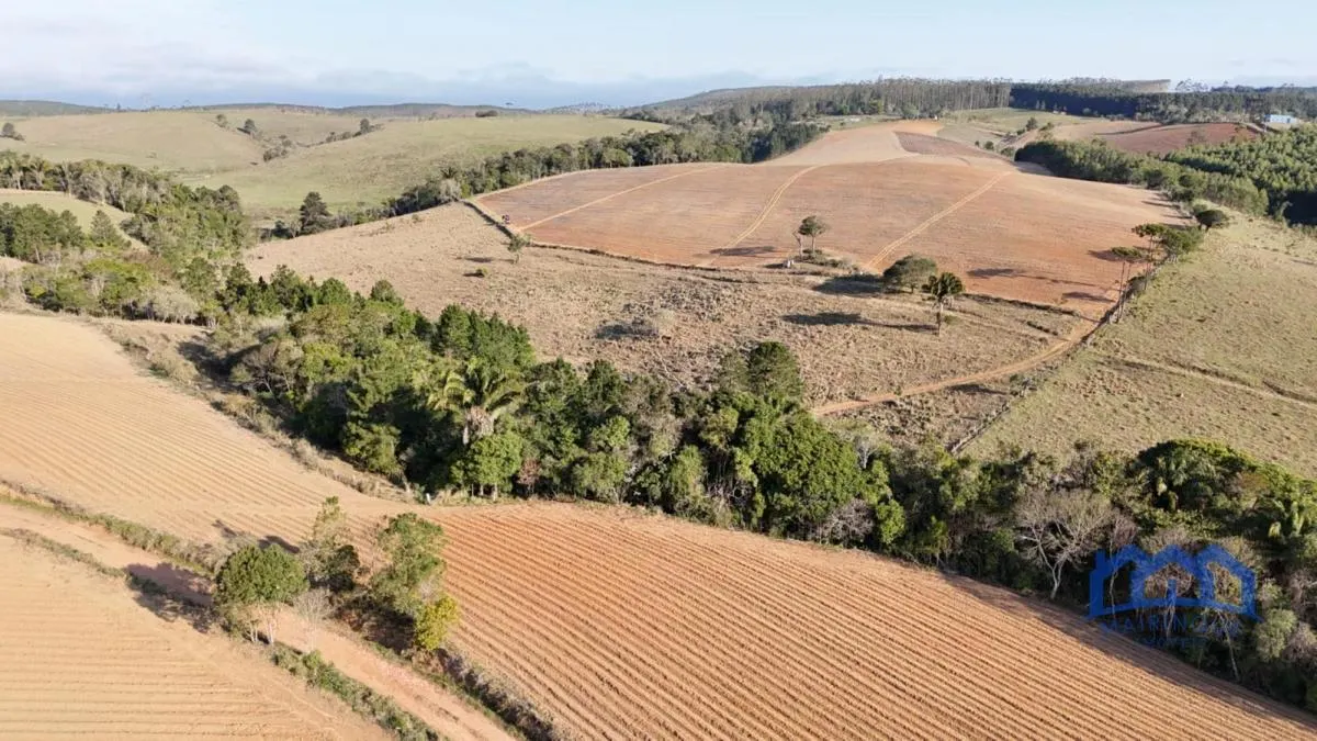 Fazenda à venda de 121 ha em São Miguel Arcanjo, SP, Brasil