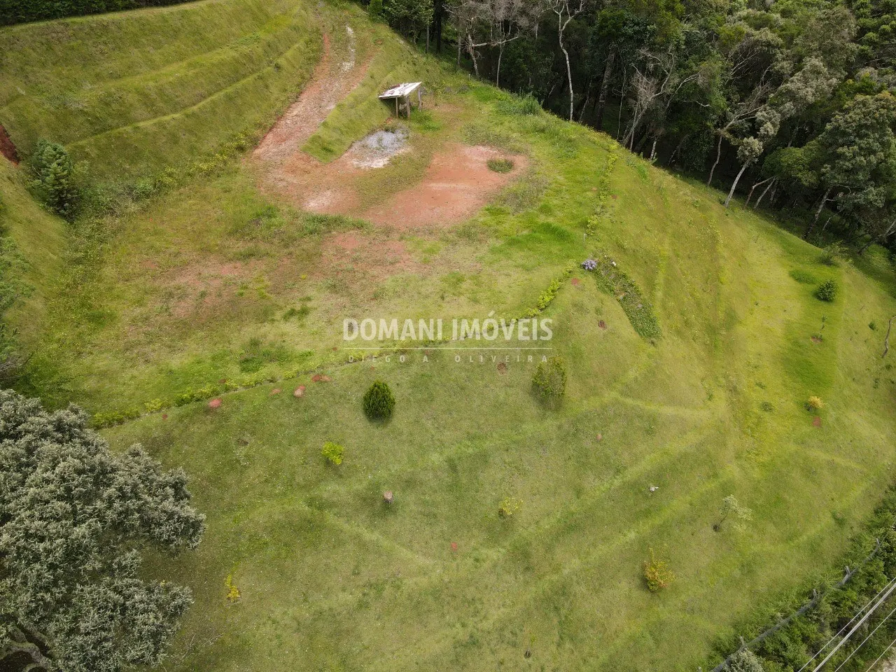 Terreno à venda de 5.500 m² em Campos do Jordão, SP, Brasil