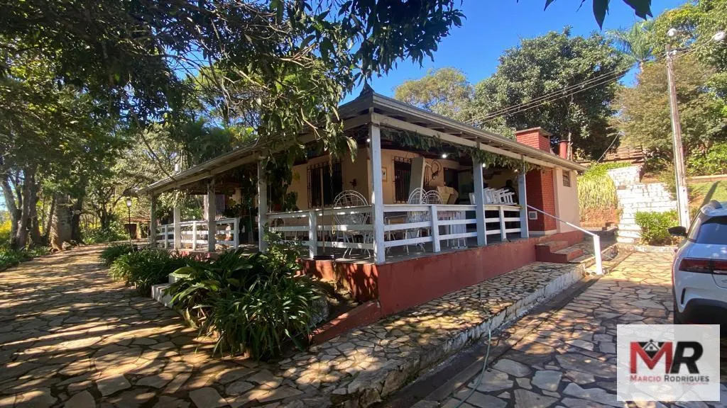 Small farm for sale of 10 acres in Inconfidentes, MG, Brazil