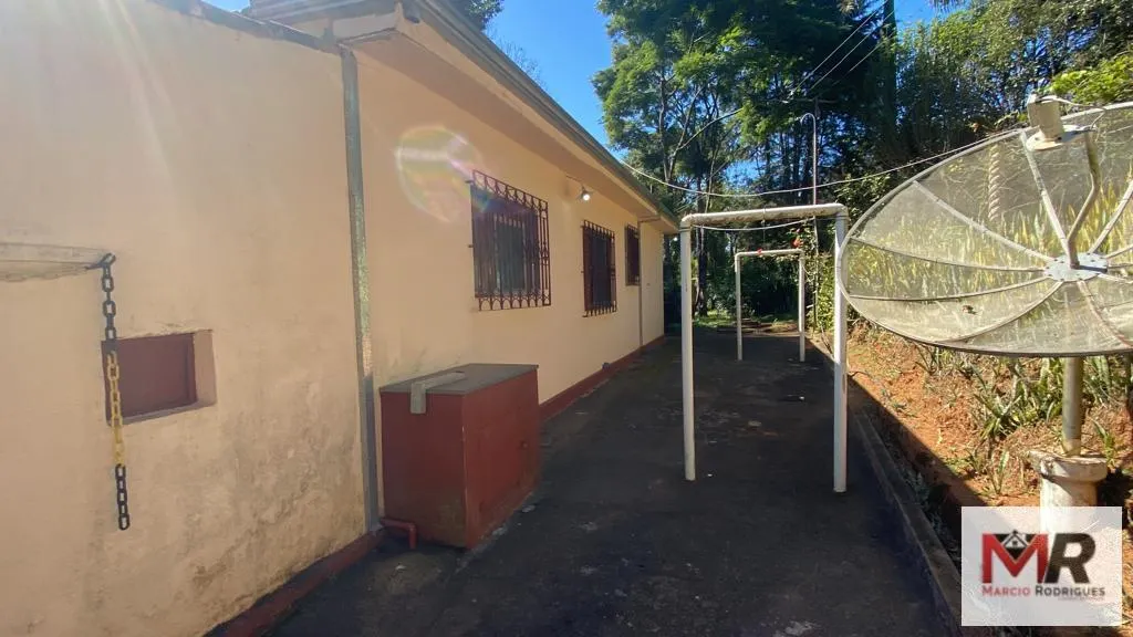 Small farm for sale of 10 acres in Inconfidentes, MG, Brazil