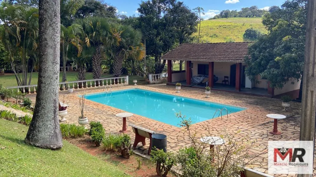 Small farm for sale of 10 acres in Inconfidentes, MG, Brazil
