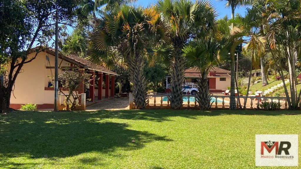Small farm for sale of 10 acres in Inconfidentes, MG, Brazil