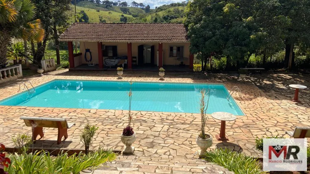 Small farm for sale of 10 acres in Inconfidentes, MG, Brazil