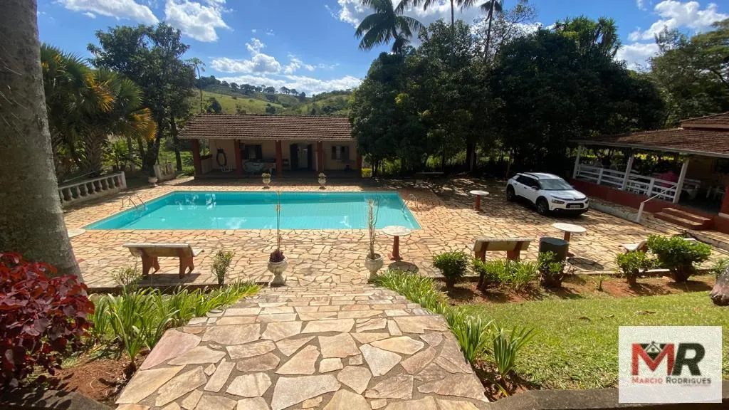 Small farm for sale of 10 acres in Inconfidentes, MG, Brazil