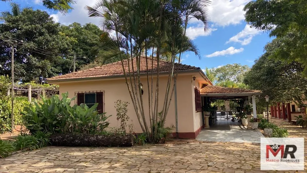 Small farm for sale of 10 acres in Inconfidentes, MG, Brazil