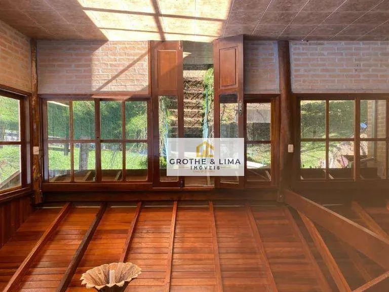 Country home for sale of 2,000 m² in São José dos Campos, SP, Brazil