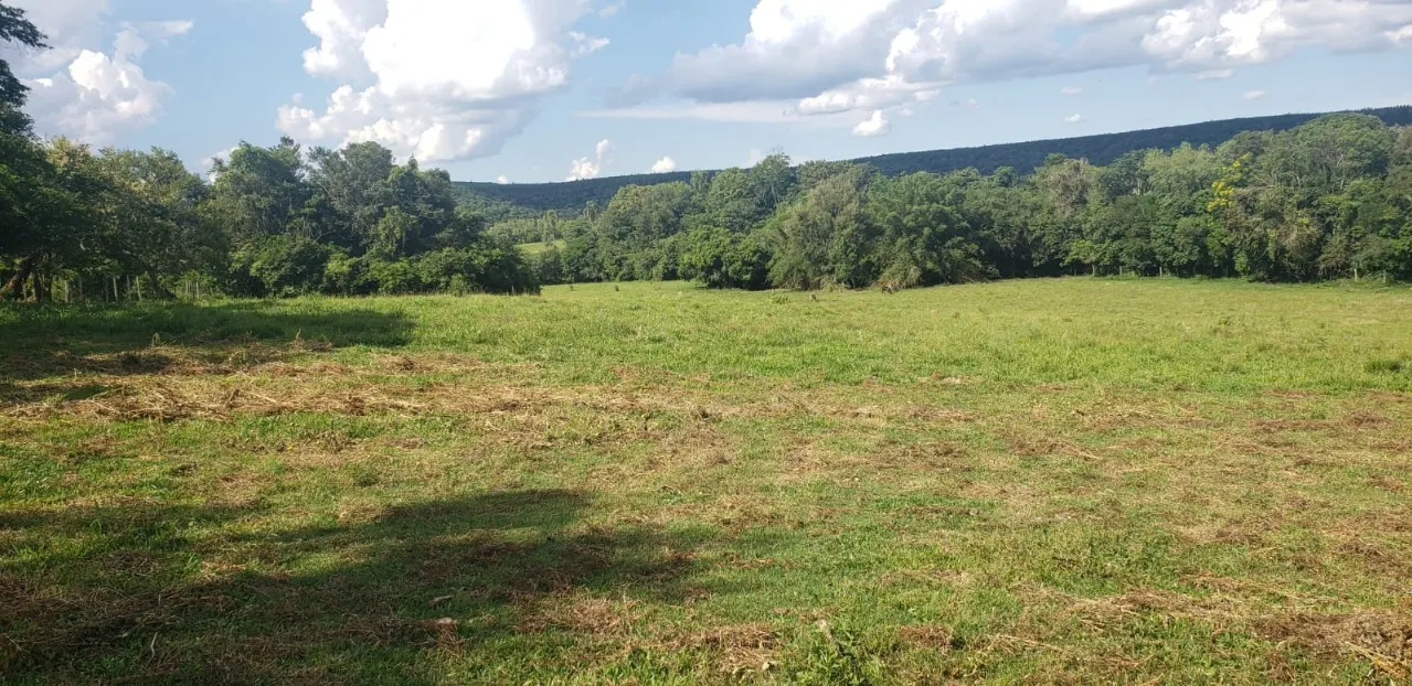 Fazenda à venda de 7 ha em Angatuba, SP, Brasil