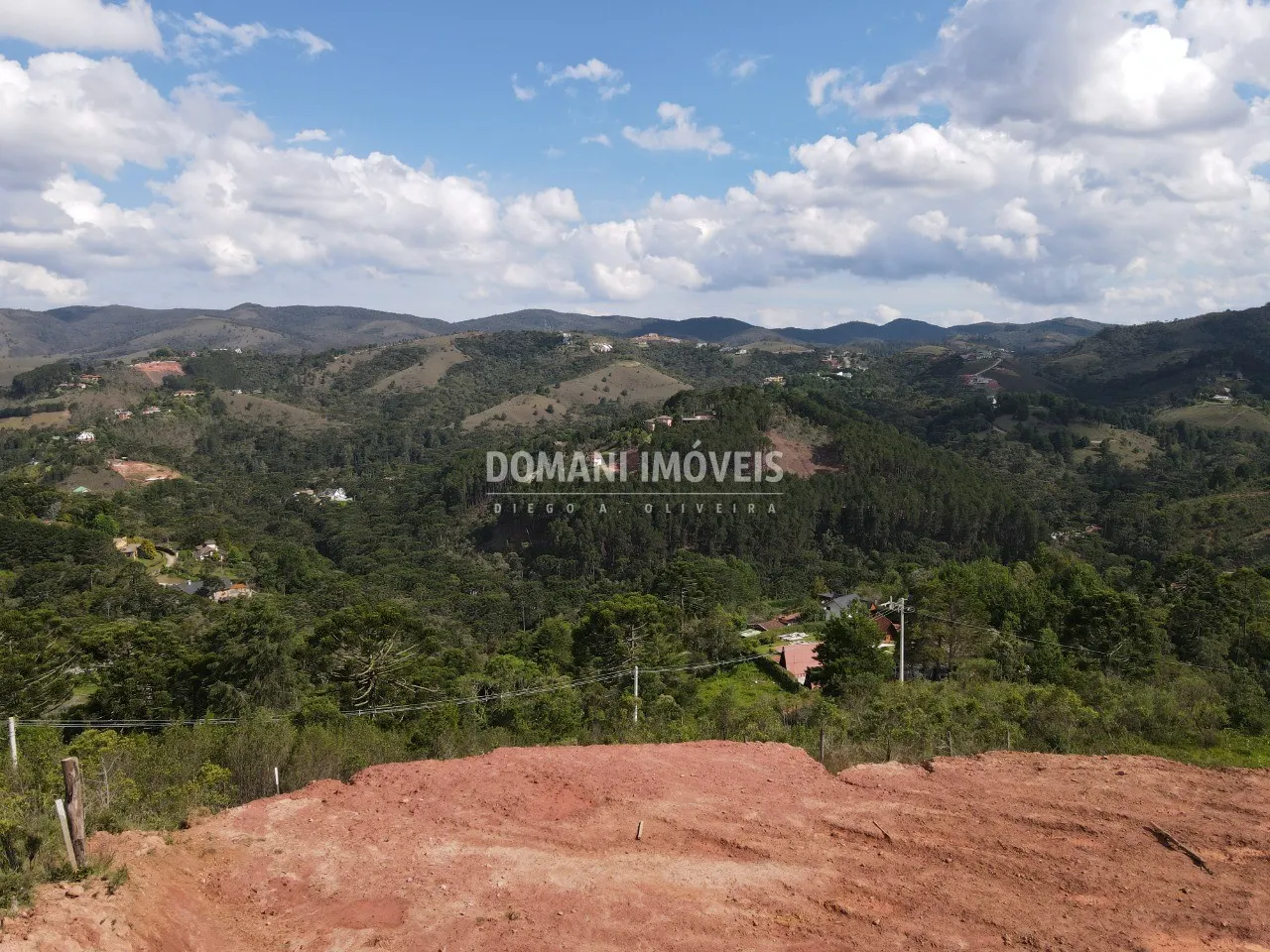 Terreno à venda de 1.050 m² em Campos do Jordão, SP, Brasil