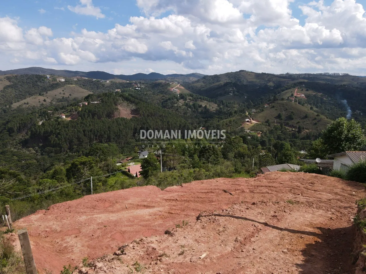 Terreno à venda de 1.050 m² em Campos do Jordão, SP, Brasil