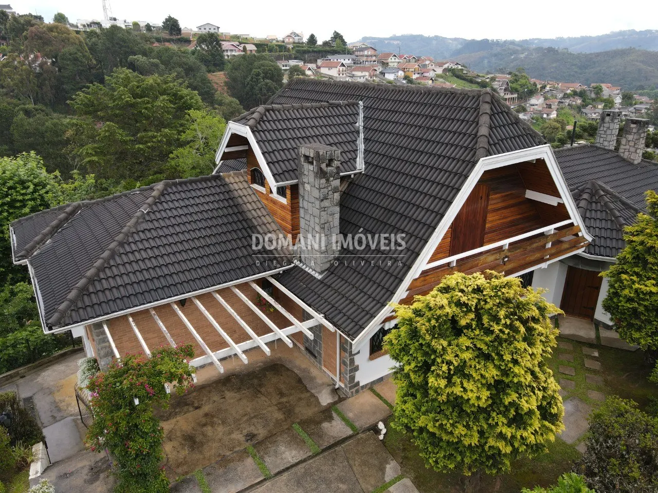Casa à venda de 950 m² em Campos do Jordão, SP, Brasil