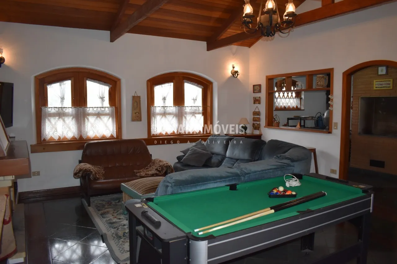 Casa à venda de 950 m² em Campos do Jordão, SP, Brasil
