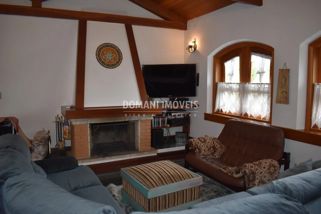 Casa à venda de 950 m² em Campos do Jordão, SP, Brasil