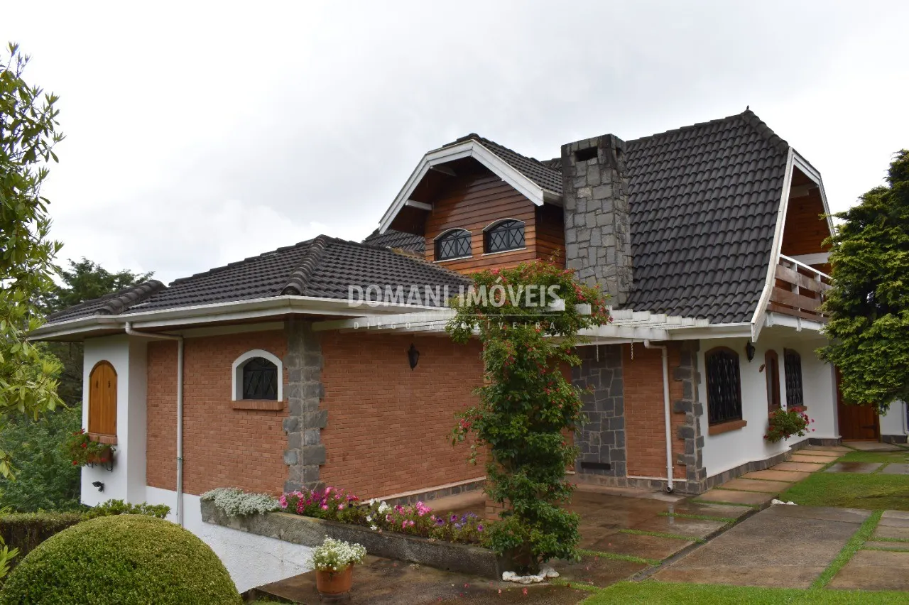 Casa à venda de 950 m² em Campos do Jordão, SP, Brasil